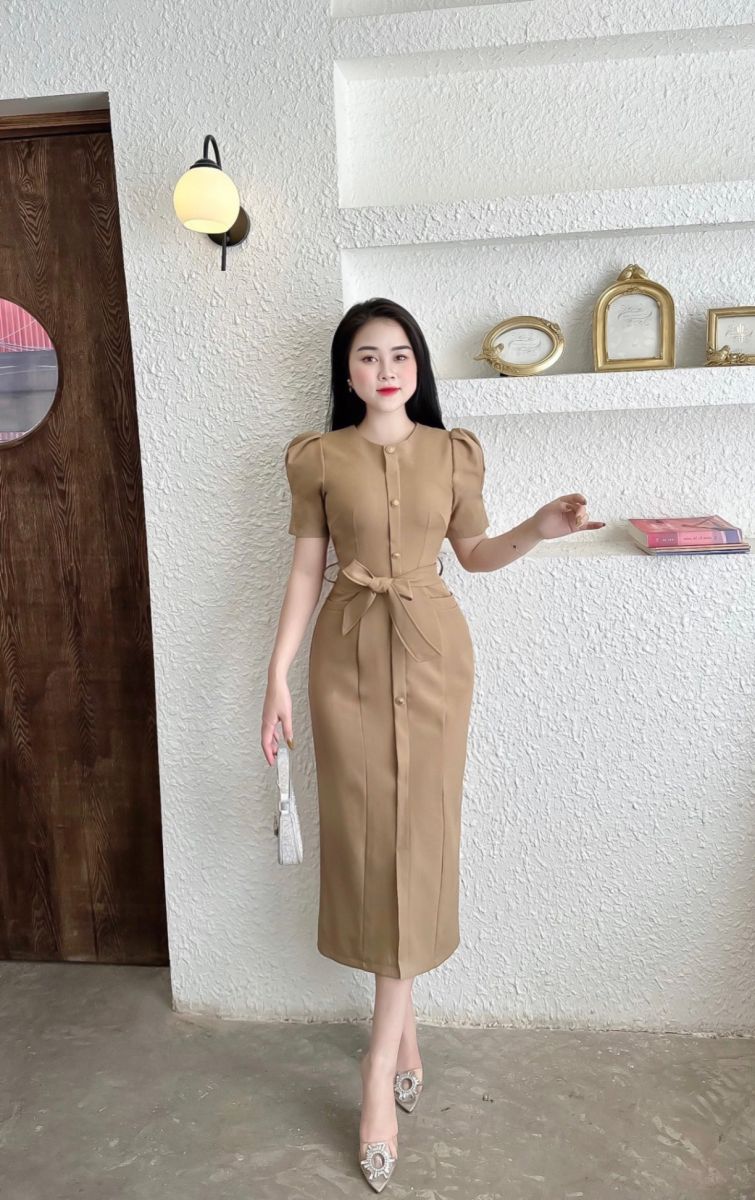 Đầm công sở tao nhã và sang trọng