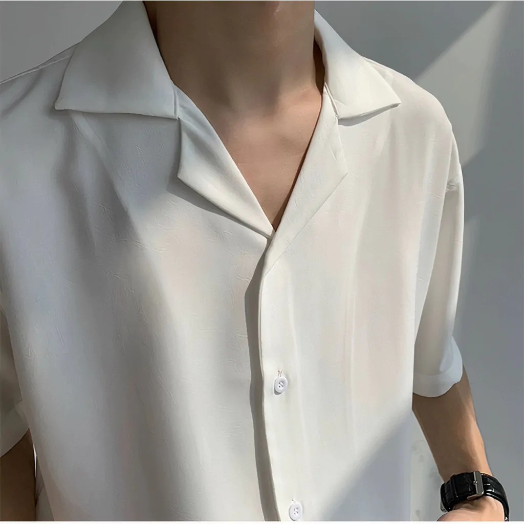 Mẫu áo sơ mi trắng cổ chữ V độc đáo