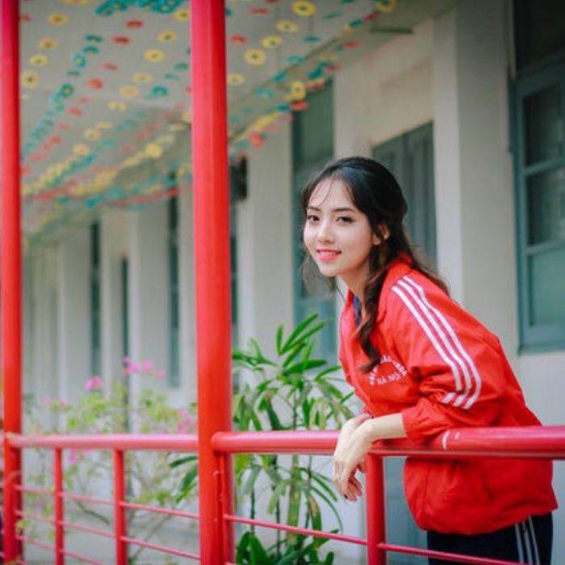 Mẫu áo khoác đồng phục HUST cũ