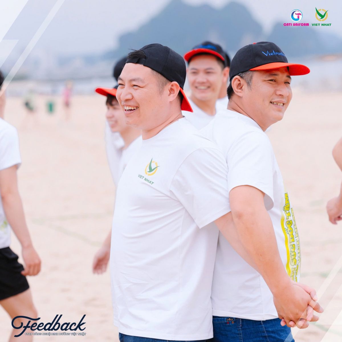 Mẫu áo thun team building cổ tròn